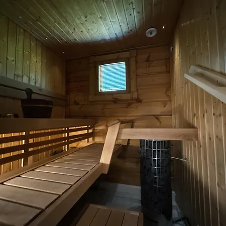Holiday home Tintintaival 4 B Tahkovuori